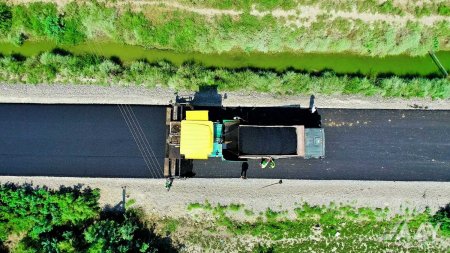 Neftçalada 42 km uzunluğunda avtomobil yolları yenidən qurulur  VİDEO/FOTO