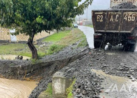 Zaqatalada sel sularının ziyan vurduğu körpüdə hərəkət bərpa olunub FOTO