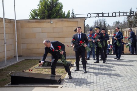 “31 Mart – Azərbaycanlılarının Soyqırımı Günü” ilə əlaqədar Salyan rayonunda anım tədbiri keçirilmişdir