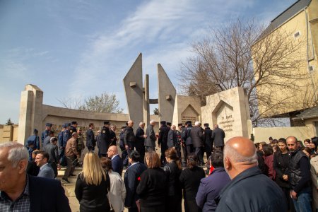 “31 Mart – Azərbaycanlılarının Soyqırımı Günü” ilə əlaqədar Salyan rayonunda anım tədbiri keçirilmişdir