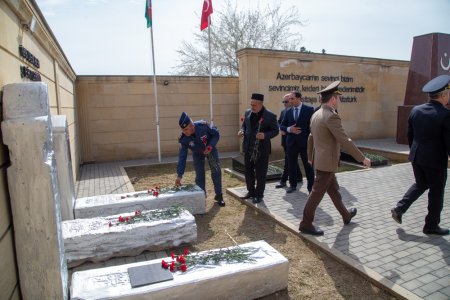 “31 Mart – Azərbaycanlılarının Soyqırımı Günü” ilə əlaqədar Salyan rayonunda anım tədbiri keçirilmişdir