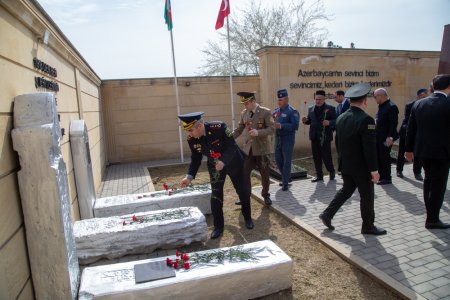 “31 Mart – Azərbaycanlılarının Soyqırımı Günü” ilə əlaqədar Salyan rayonunda anım tədbiri keçirilmişdir