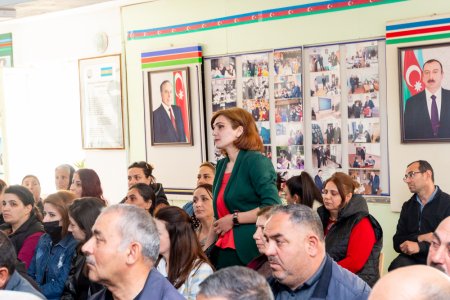 Əhalini narahat edən problemlərin yerlərdə birbaşa həlli məqsədilə Salyan Rayon İcra Hakimiyyətinin başçısı tərəfindən təsdiq edilmiş qrafikə əsasən Marışlı kəndində səyyar qəbul keçirilib