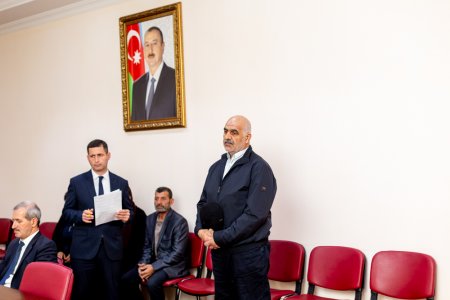 Salyan Rayon İcra Hakimiyyətinin başçısı Sevindik Hətəmov vətəndaş müraciətlərinə baxılması üçün növbəti qəbul keçirib